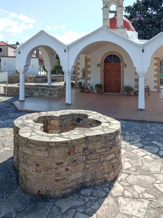 Zeus Traditional House Mitropolis  ภายนอก รูปภาพ