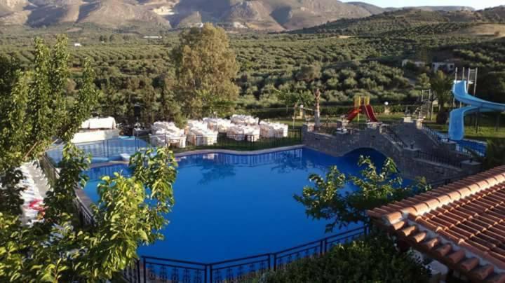 Zeus Traditional House Mitropolis  ภายนอก รูปภาพ